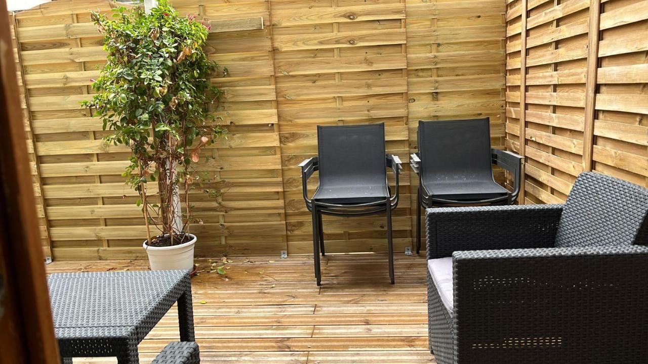 Studio Neuf Climatisé avec Terrasse #4 Tolón Exterior foto