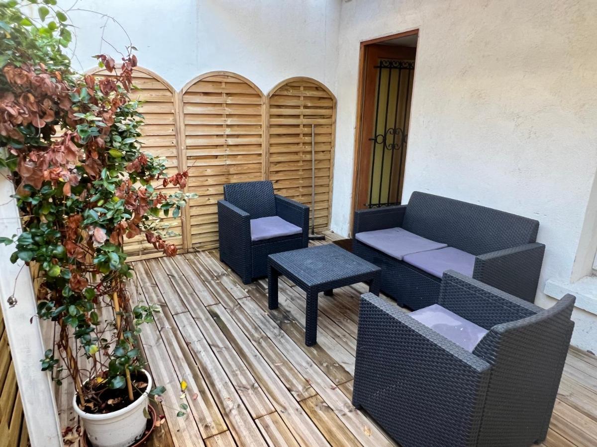 Studio Neuf Climatisé avec Terrasse #4 Tolón Exterior foto